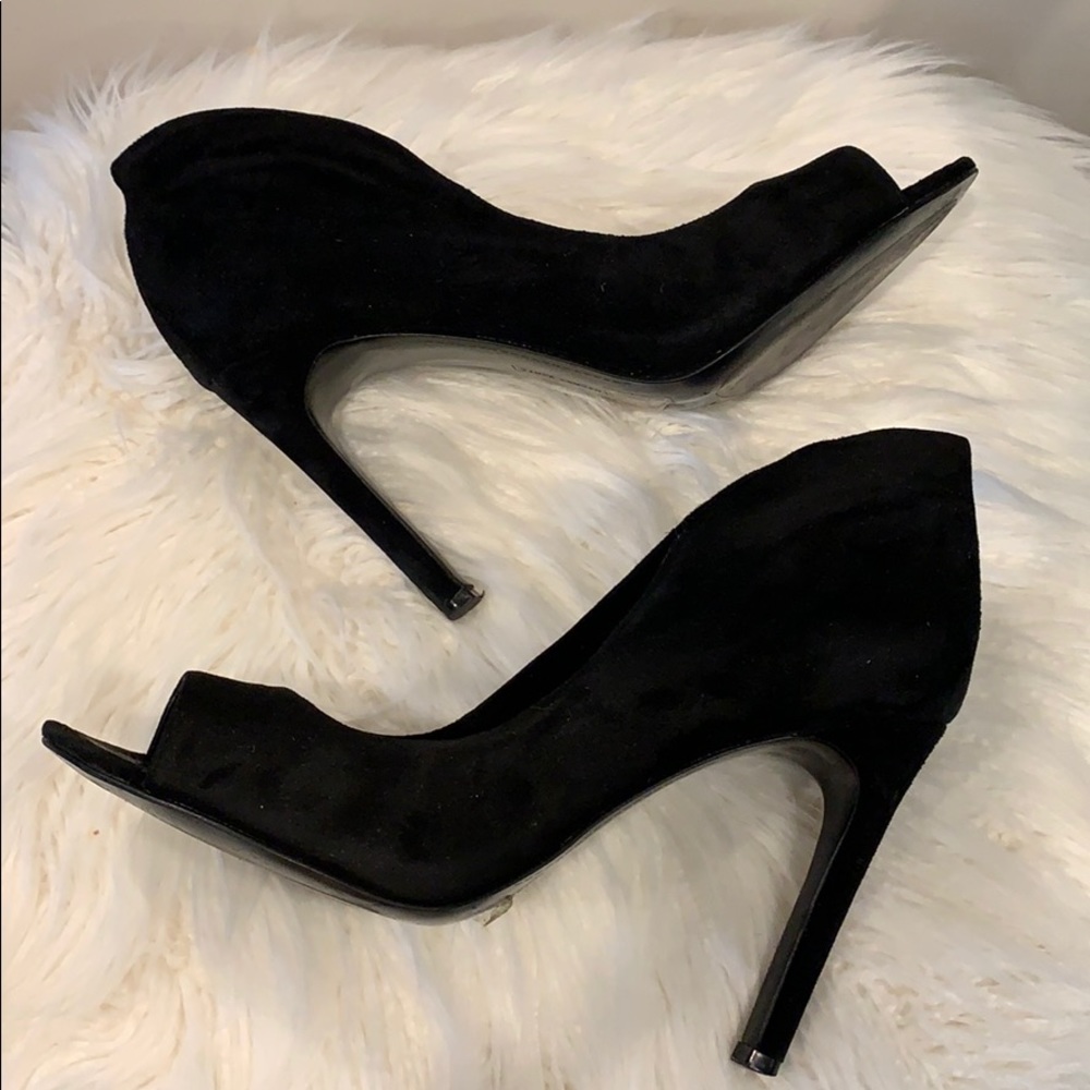 Vince Camuto Karolyn Black Suede Open-Toe Heels 38